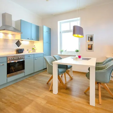 Strandvillen - Mit Meerblick, 1 Schlafzimmer Und Balkon Sv-606 * 빈츠